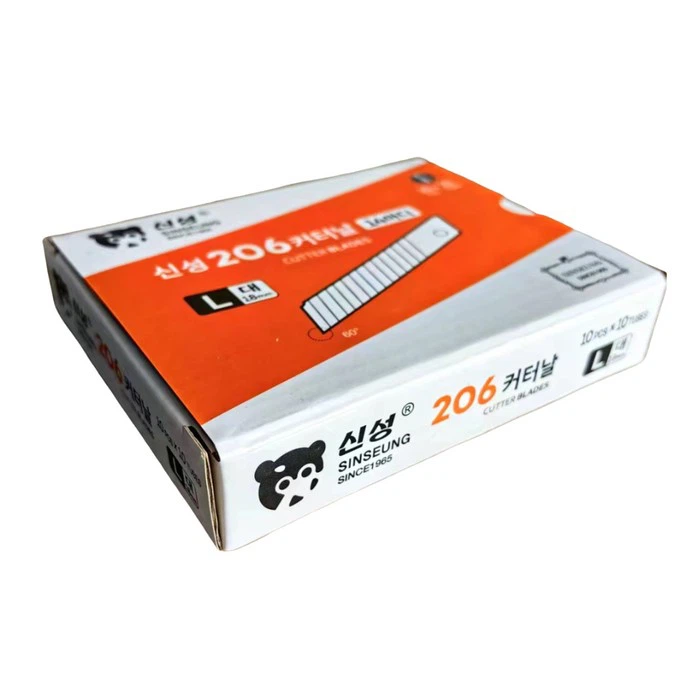 18mm Replacement Blades box